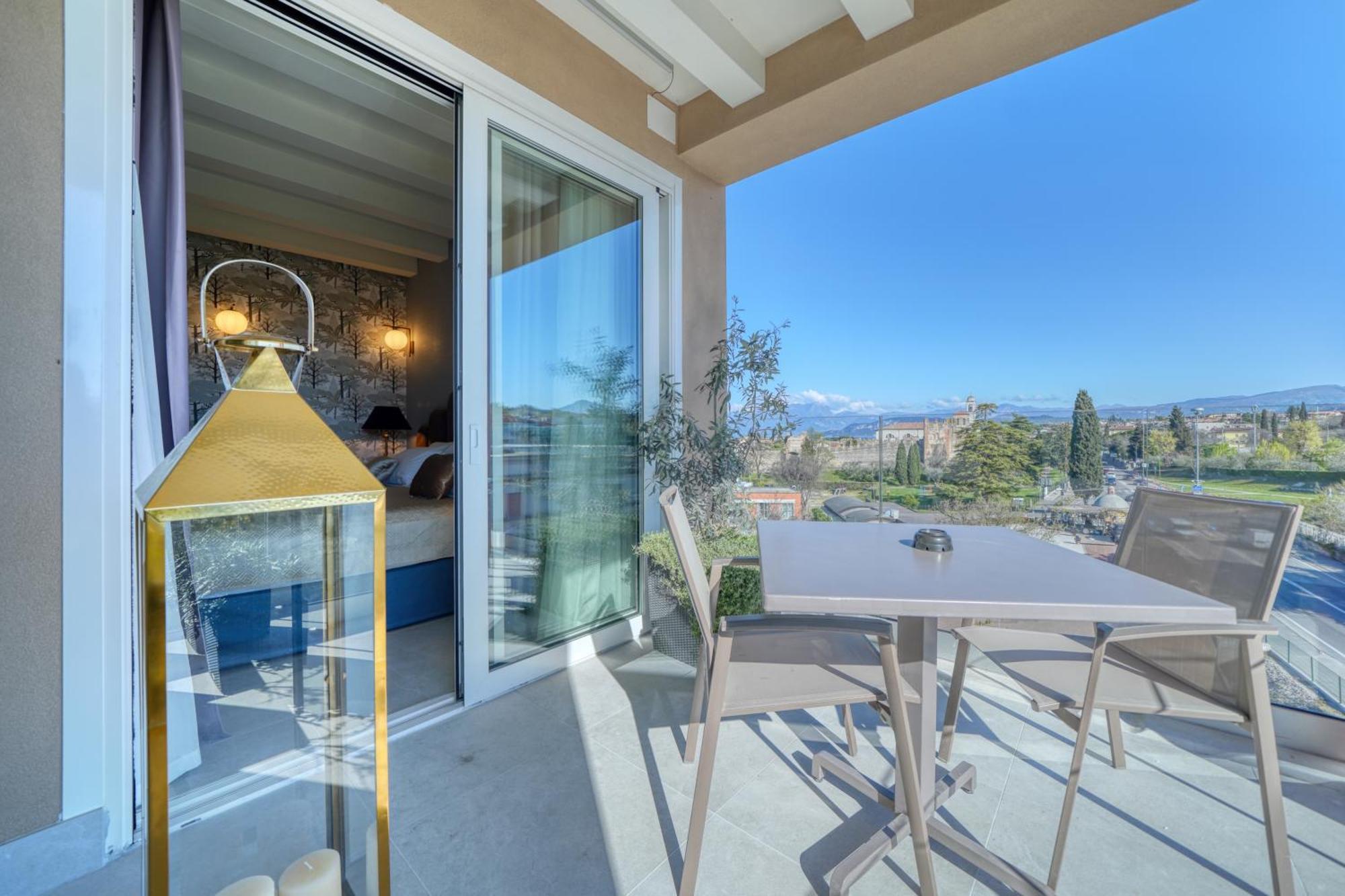Palazzo Della Scala Spa Hotel Suites & Apartments Lazise Bilik gambar