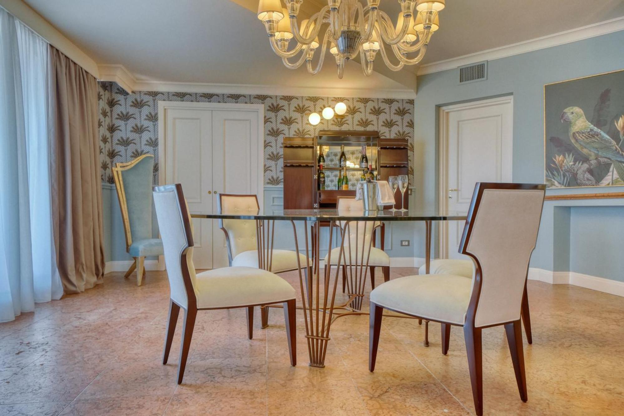 Palazzo Della Scala Spa Hotel Suites & Apartments Lazise Bilik gambar